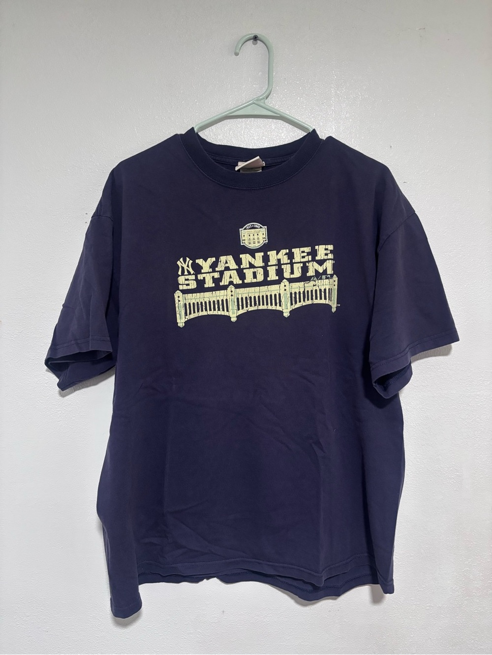 Vintage Y2K Yankees Stadium, men’s T-shirt, size XL